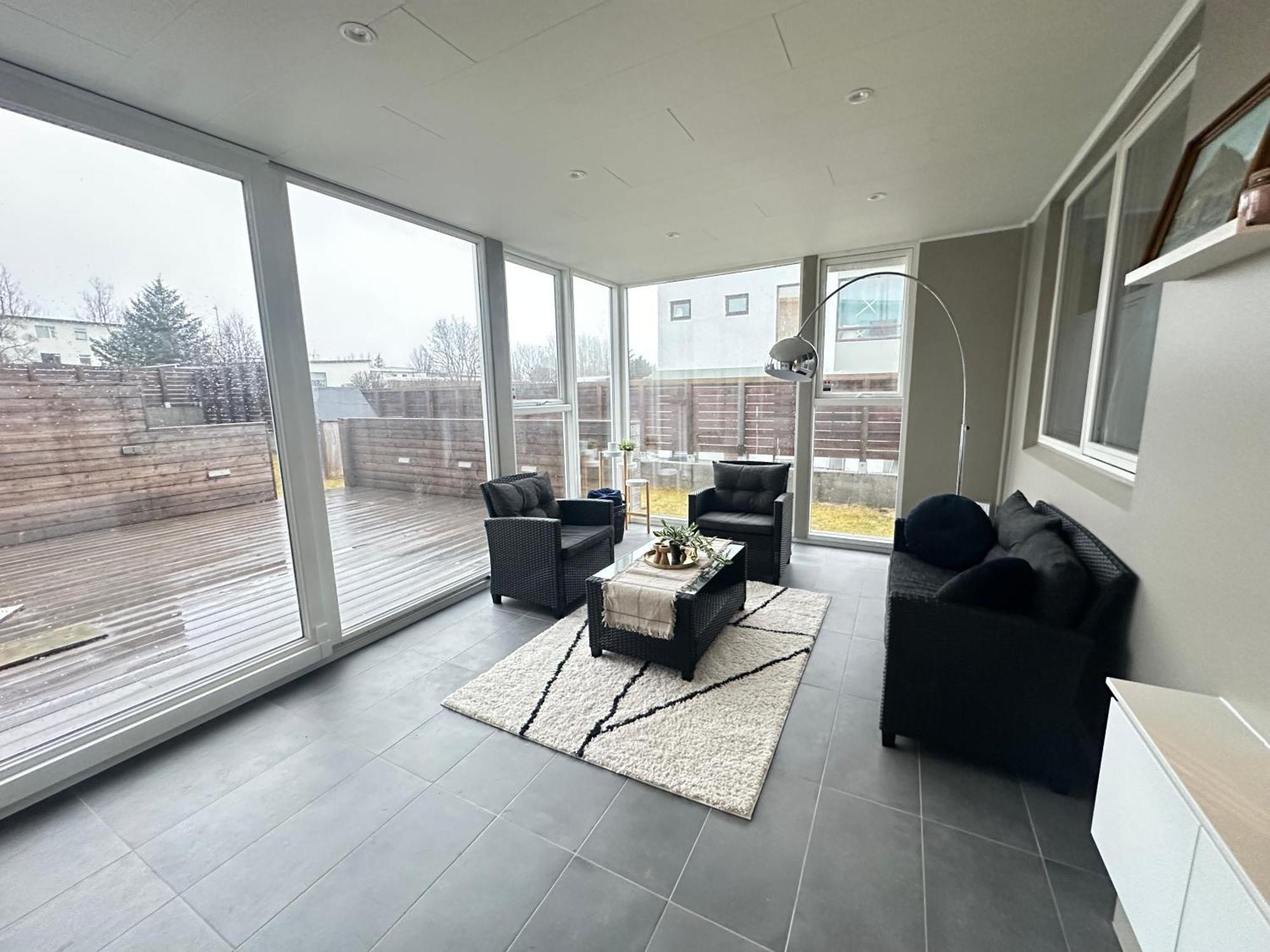 Spacious And Family Friendly Apartment In Kopavogur Reykjavík Eksteriør billede